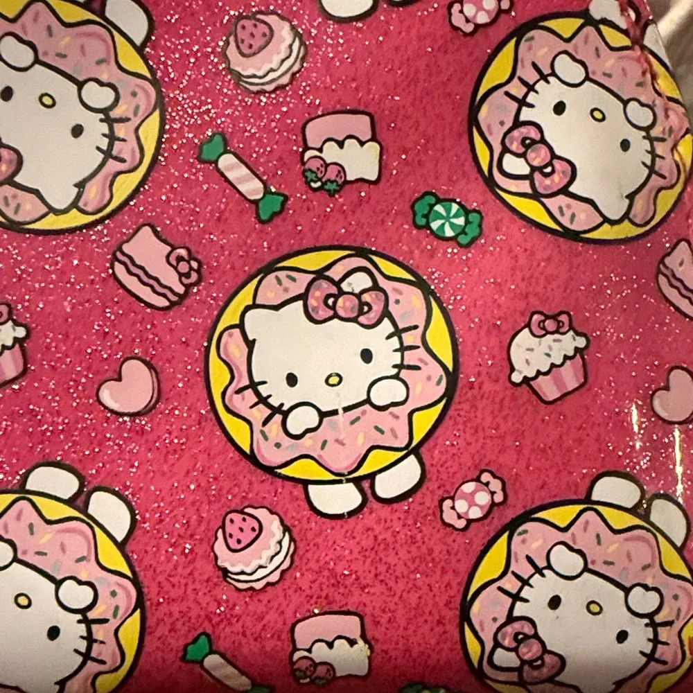 Universal Studios Hello Kitty Pink Sparkly Handbag w/Kisslock Snap Closure (EUC) - Picture 9 of 14